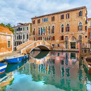 Palazzo Marcello Al Sole Venezia